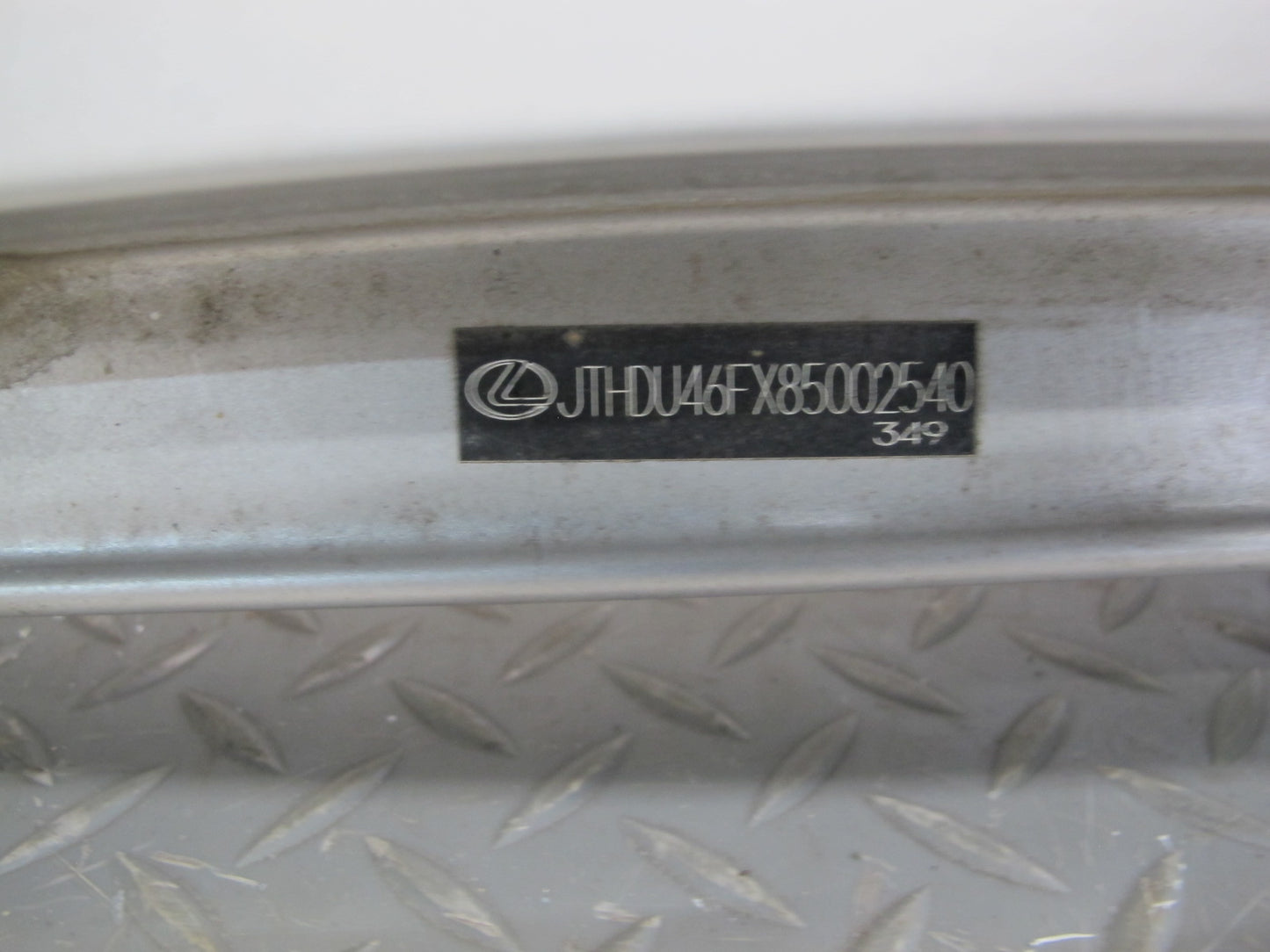 07-12 Lexus UVF46L LS600h LS460 Front Right Fender Shell Cover Panel OEM