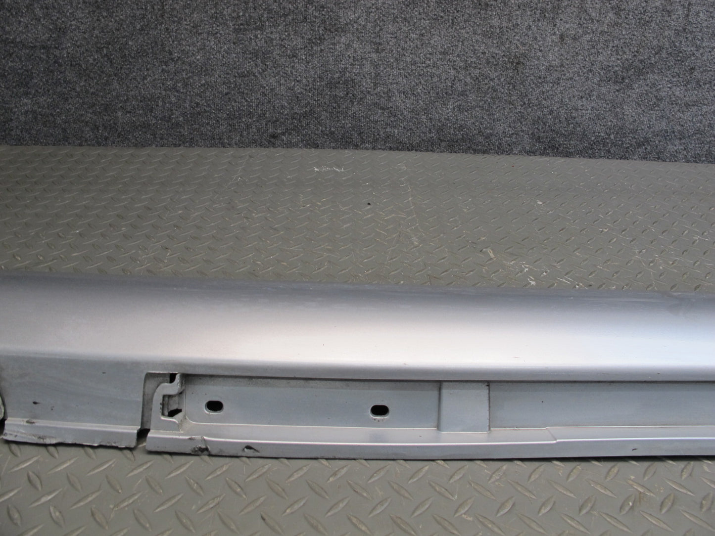07-09 Lexus LS600HL LS460L LWB Right Side Skirt Rocker Panel Molding OEM