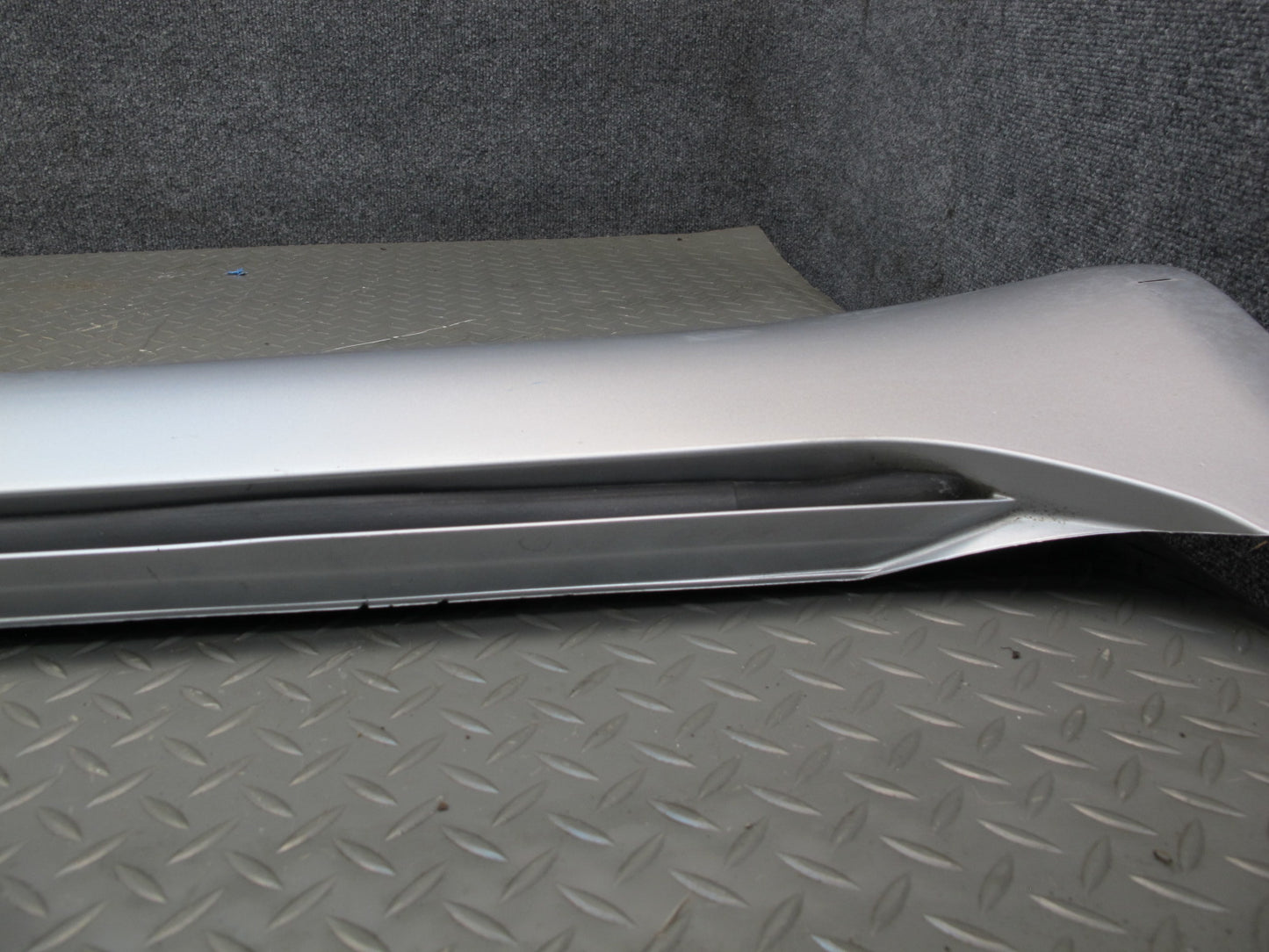 07-09 Lexus LS600HL LS460L LWB Right Side Skirt Rocker Panel Molding OEM