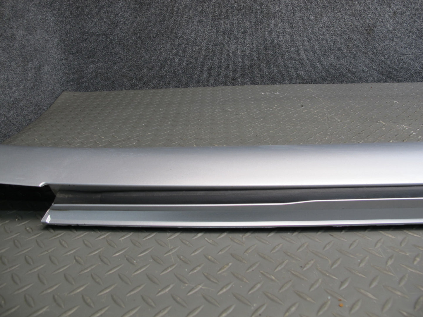 07-09 Lexus LS600HL LS460L LWB Right Side Skirt Rocker Panel Molding OEM