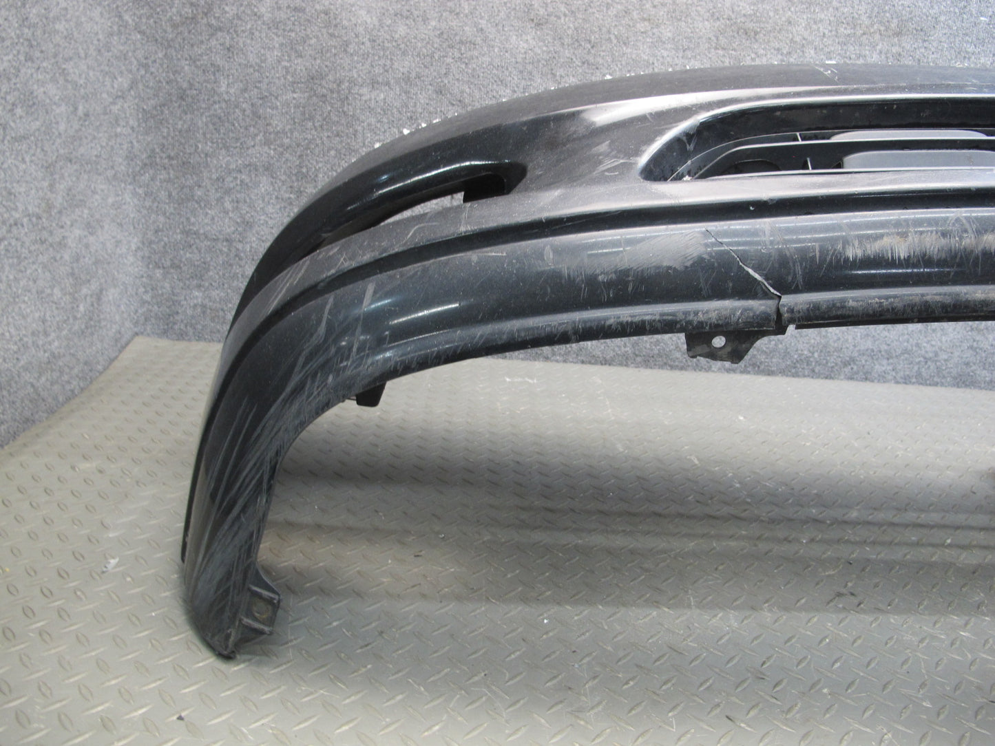 01-03 Lexus UCF30L LS430 Front Bumper Cover w Foam OEM