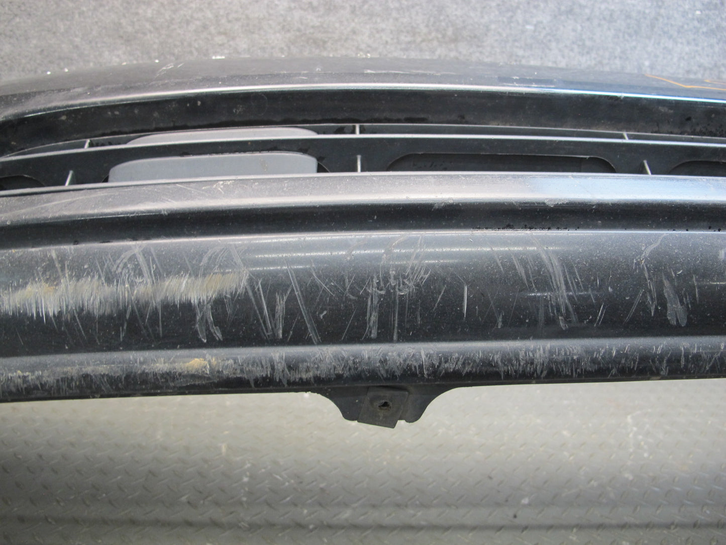 01-03 Lexus UCF30L LS430 Front Bumper Cover w Foam OEM