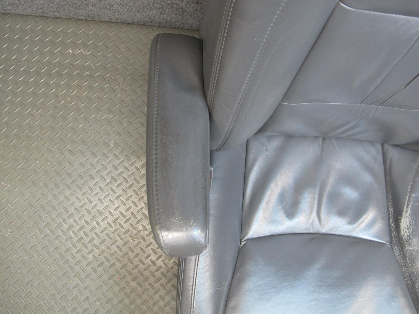 2003-2004 Lexus UZJ120L GX470 Front & Rear Left & Right Leather Seat Set