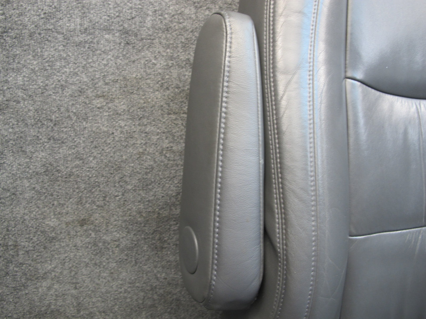 2003-2004 Lexus UZJ120L GX470 Front & Rear Left & Right Leather Seat Set