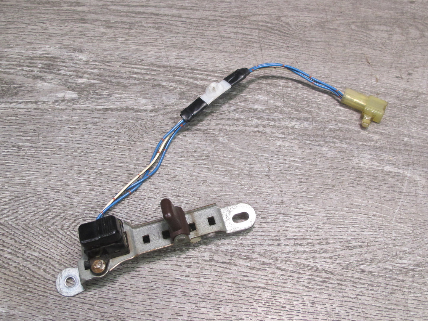 86-92 Toyota Supra MA71 Set of 2 Left & Right Door Lock Switch OEM