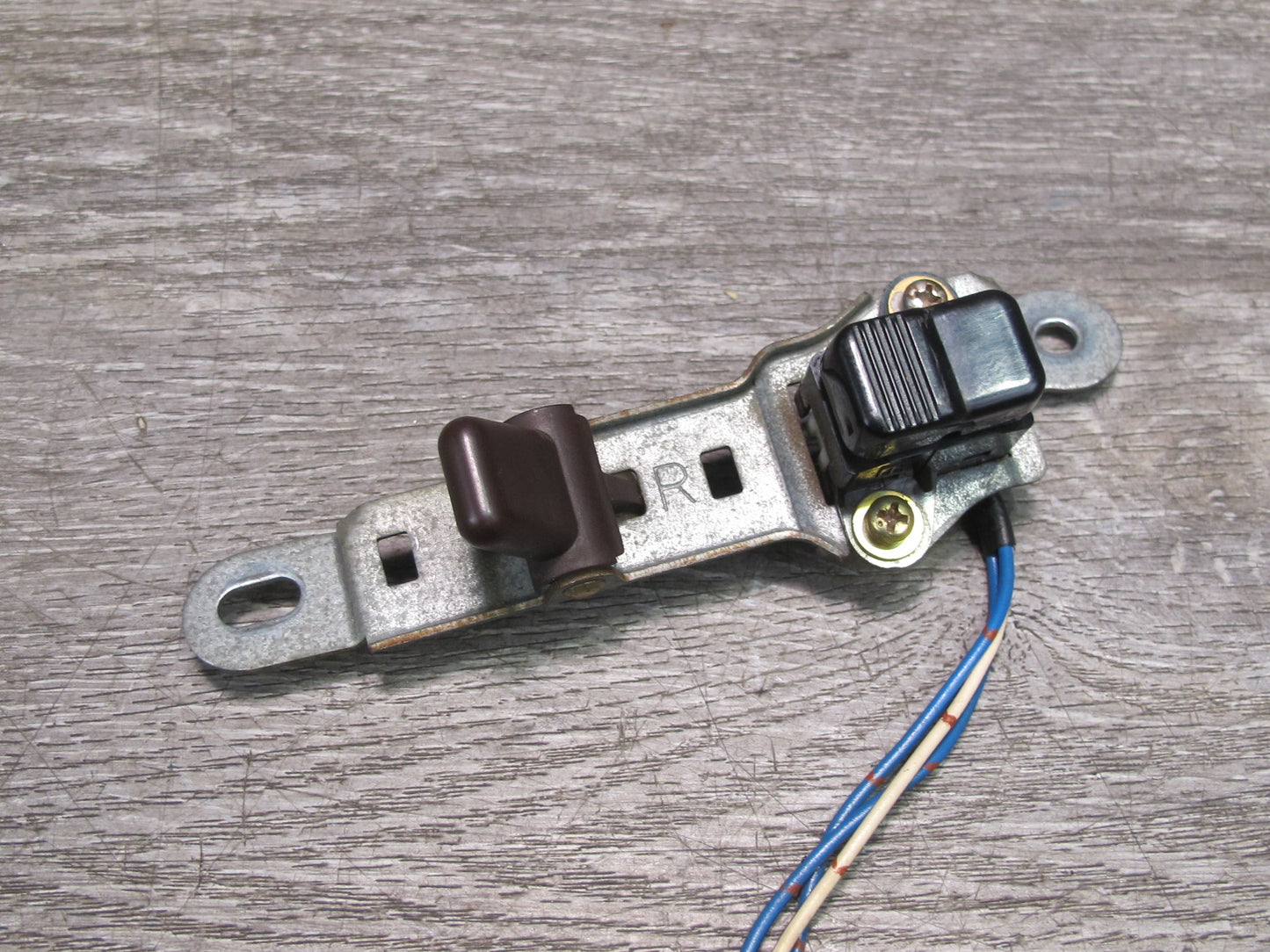 86-92 Toyota Supra MA71 Set of 2 Left & Right Door Lock Switch OEM
