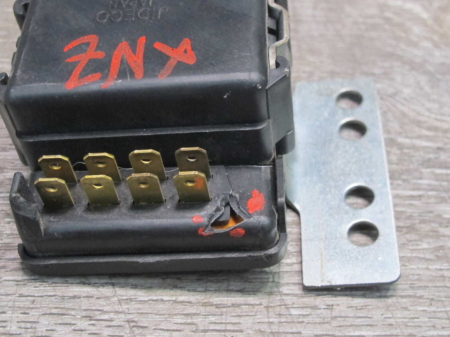 80-83 Datsun Nissan 280ZX S130 Windshield Wiper Arm AMP Module OEM