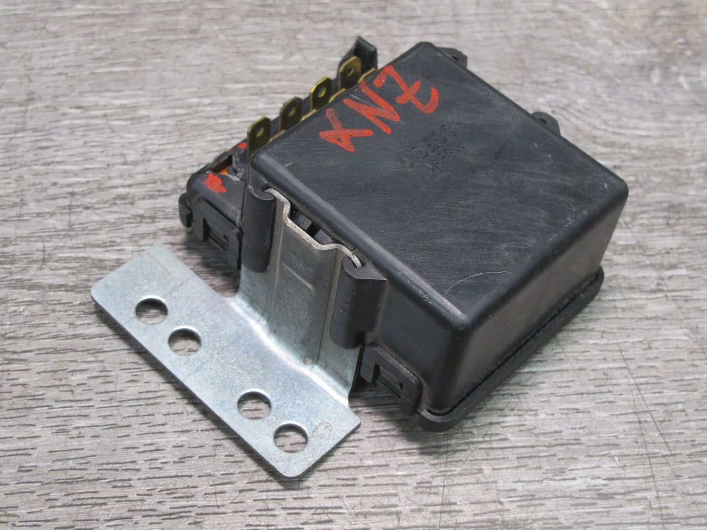 80-83 Datsun Nissan 280ZX S130 Windshield Wiper Arm AMP Module OEM
