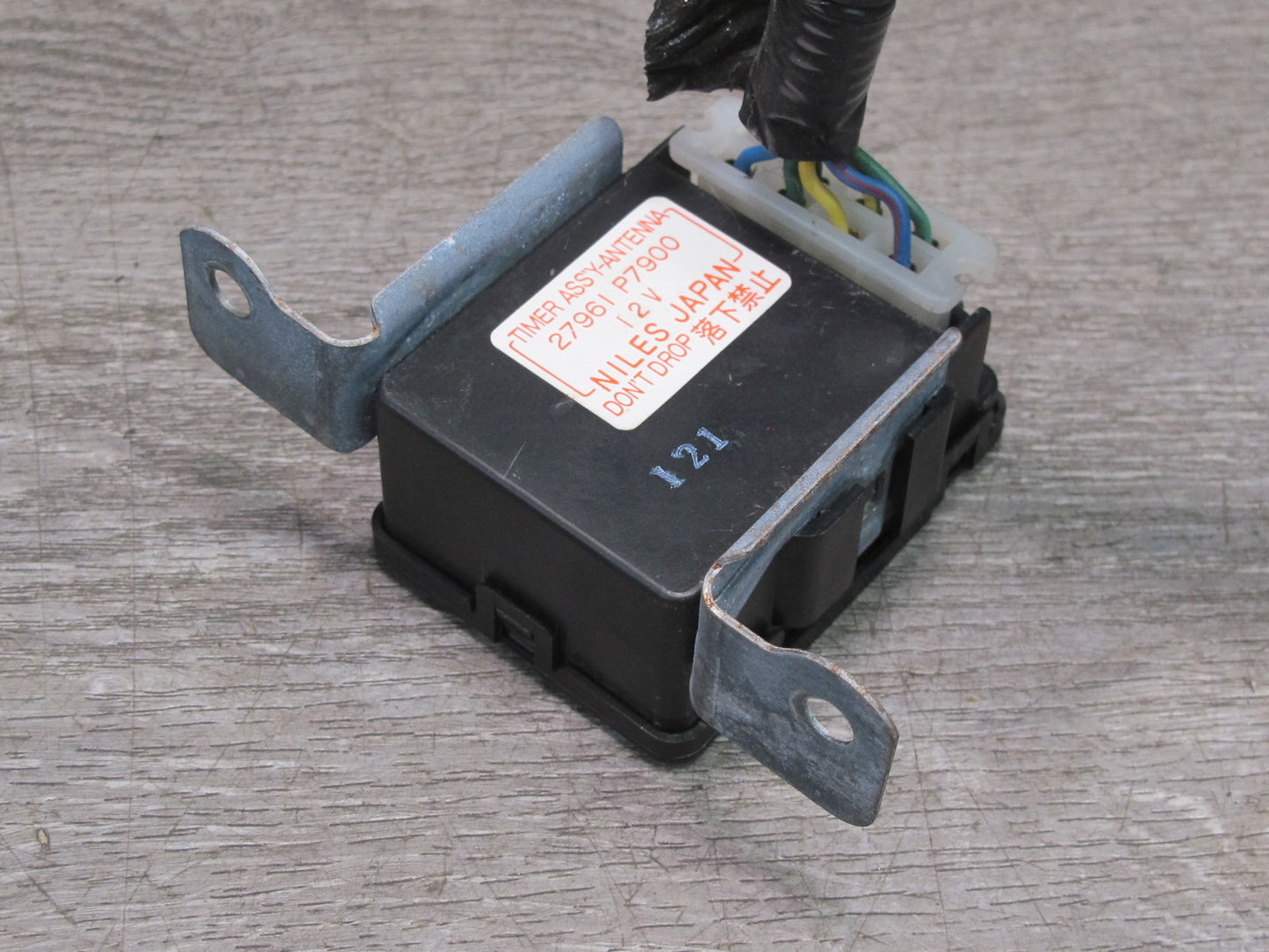 80-83 Datsun Nissan 280ZX S130 Automatic Antenna Timer Module Relay OEM