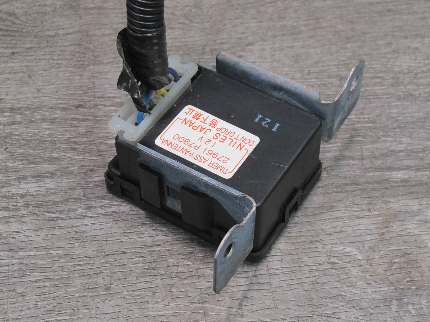 80-83 Datsun Nissan 280ZX S130 Automatic Antenna Timer Module Relay OEM