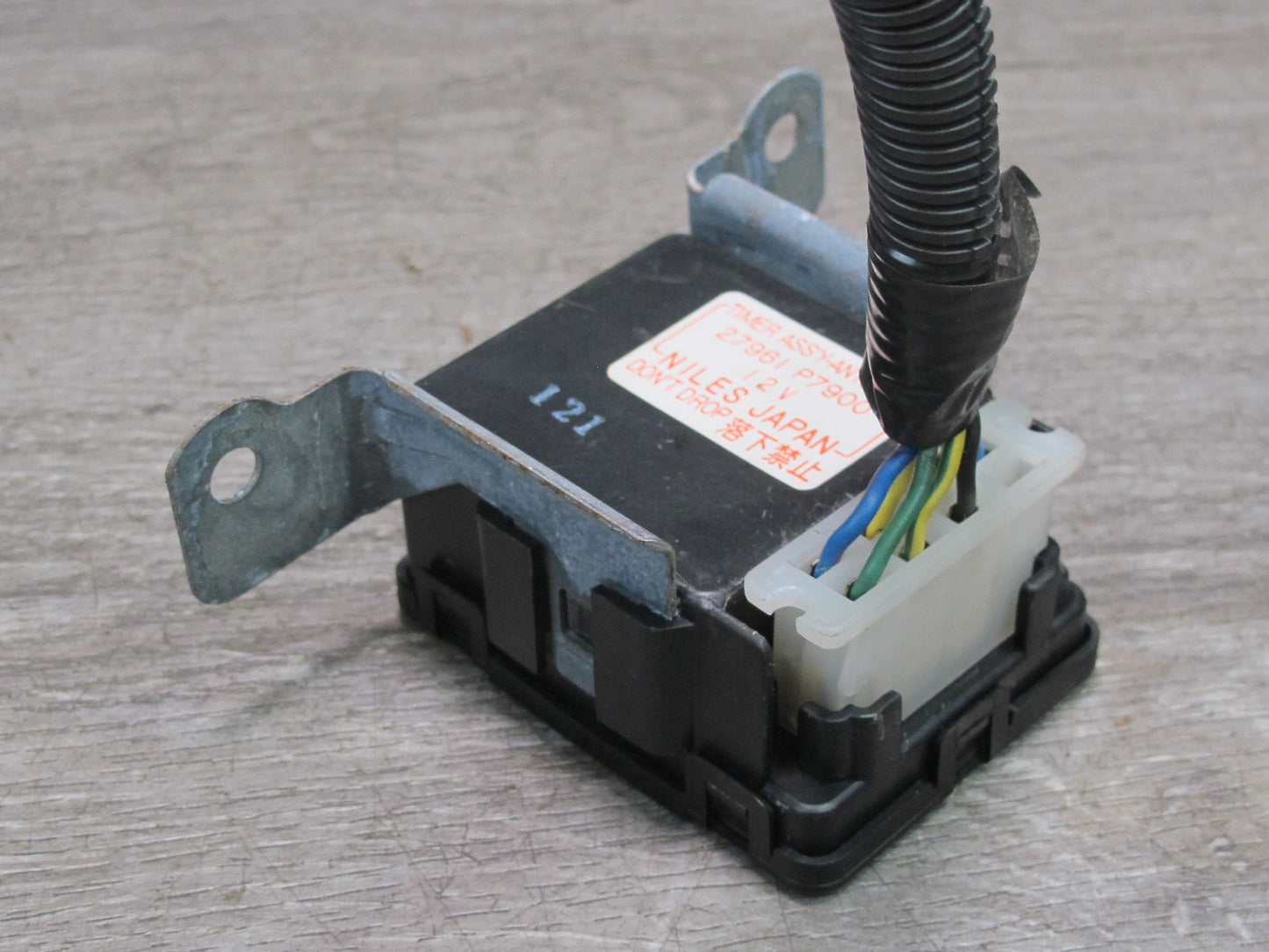 80-83 Datsun Nissan 280ZX S130 Automatic Antenna Timer Module Relay OEM