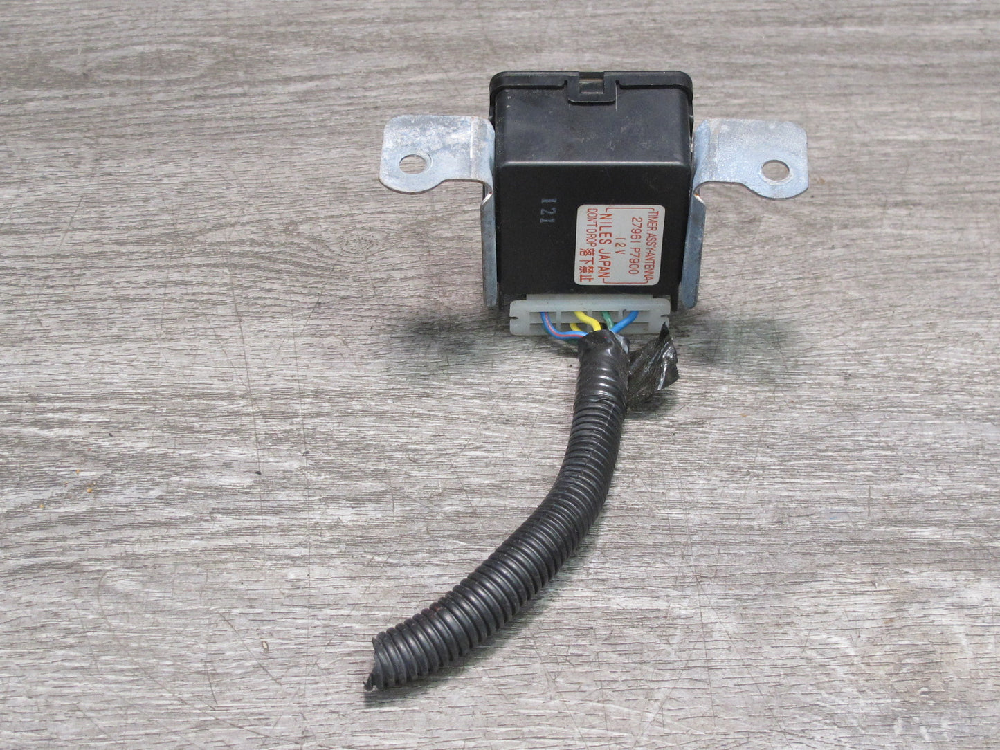 80-83 Datsun Nissan 280ZX S130 Automatic Antenna Timer Module Relay OEM