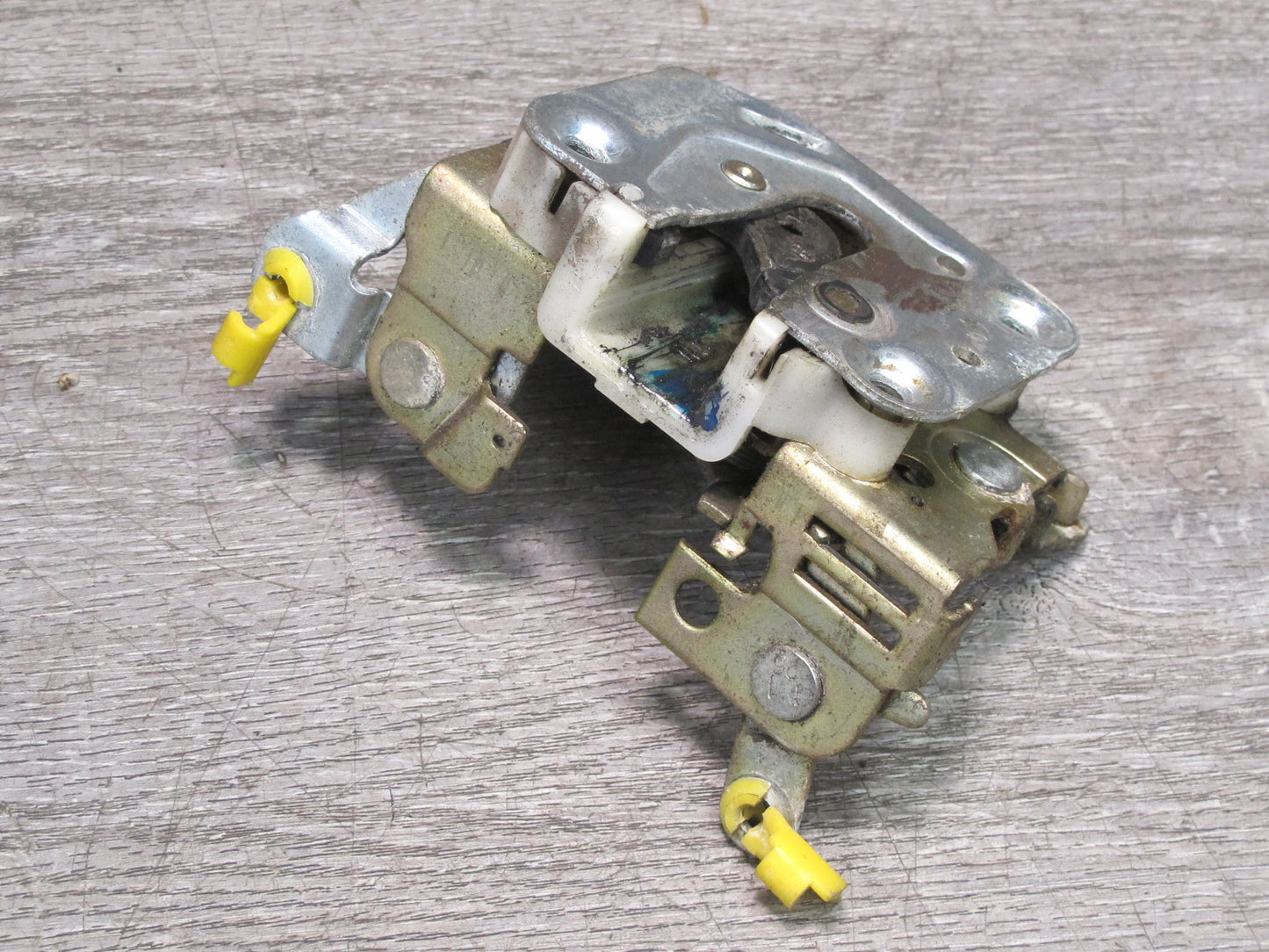 79-83 Datsun Nissan S130 280ZX 2+2 Right Door Lock Latch Actuator OEM