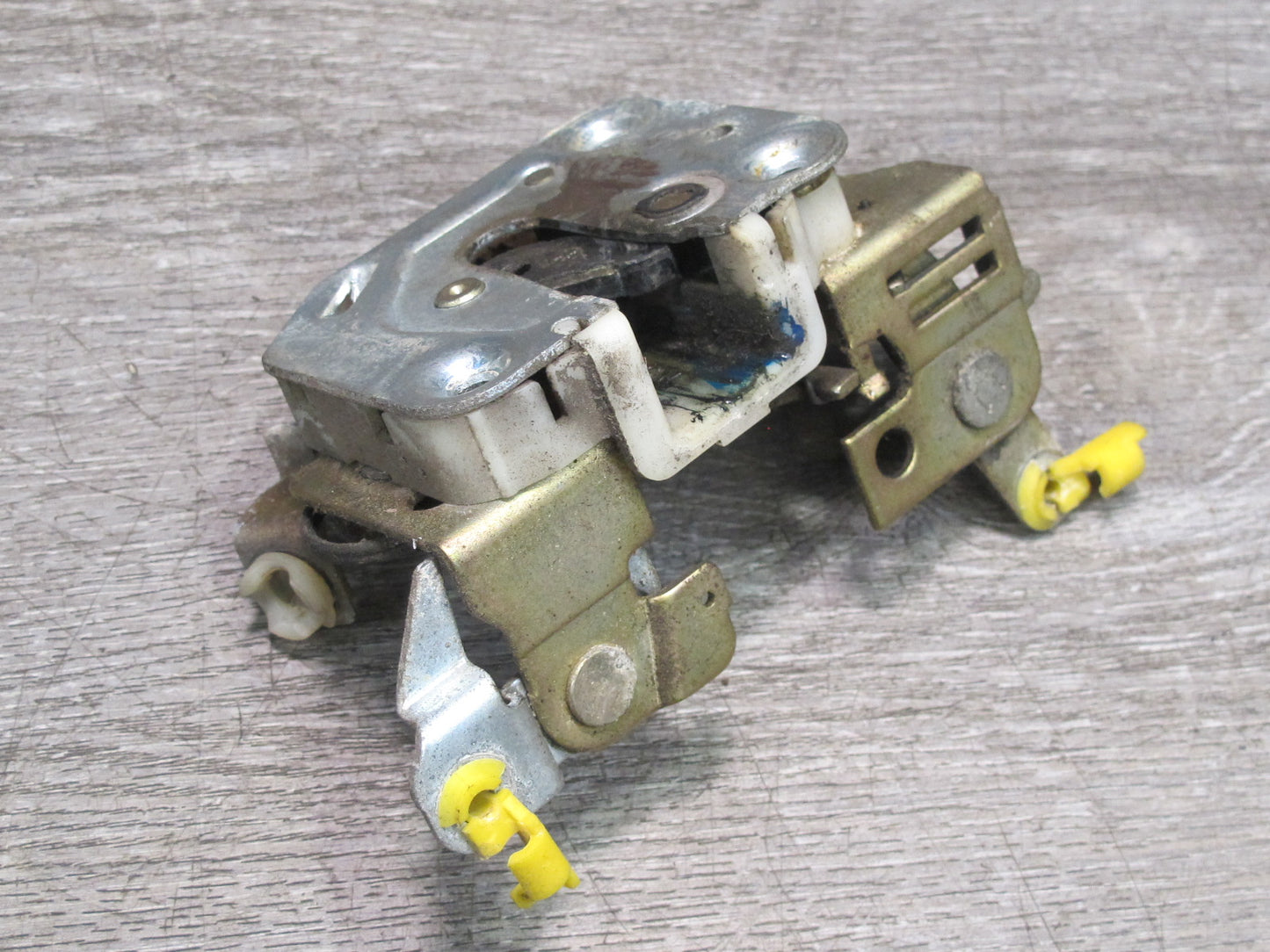 79-83 Datsun Nissan S130 280ZX 2+2 Right Door Lock Latch Actuator OEM