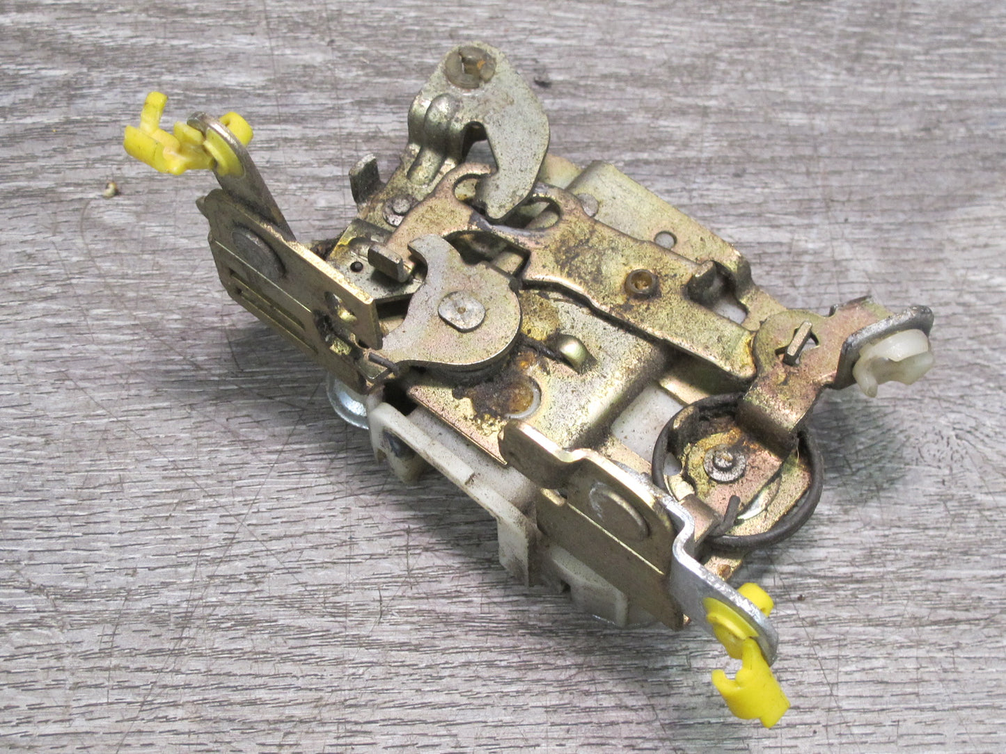 79-83 Datsun Nissan S130 280ZX 2+2 Right Door Lock Latch Actuator OEM