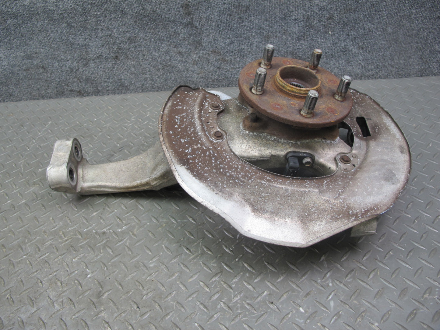 08-17 Lexus LS600hL LS460 AWD Front Left Spindle Knuckle Wheel Hub Bearing OEM