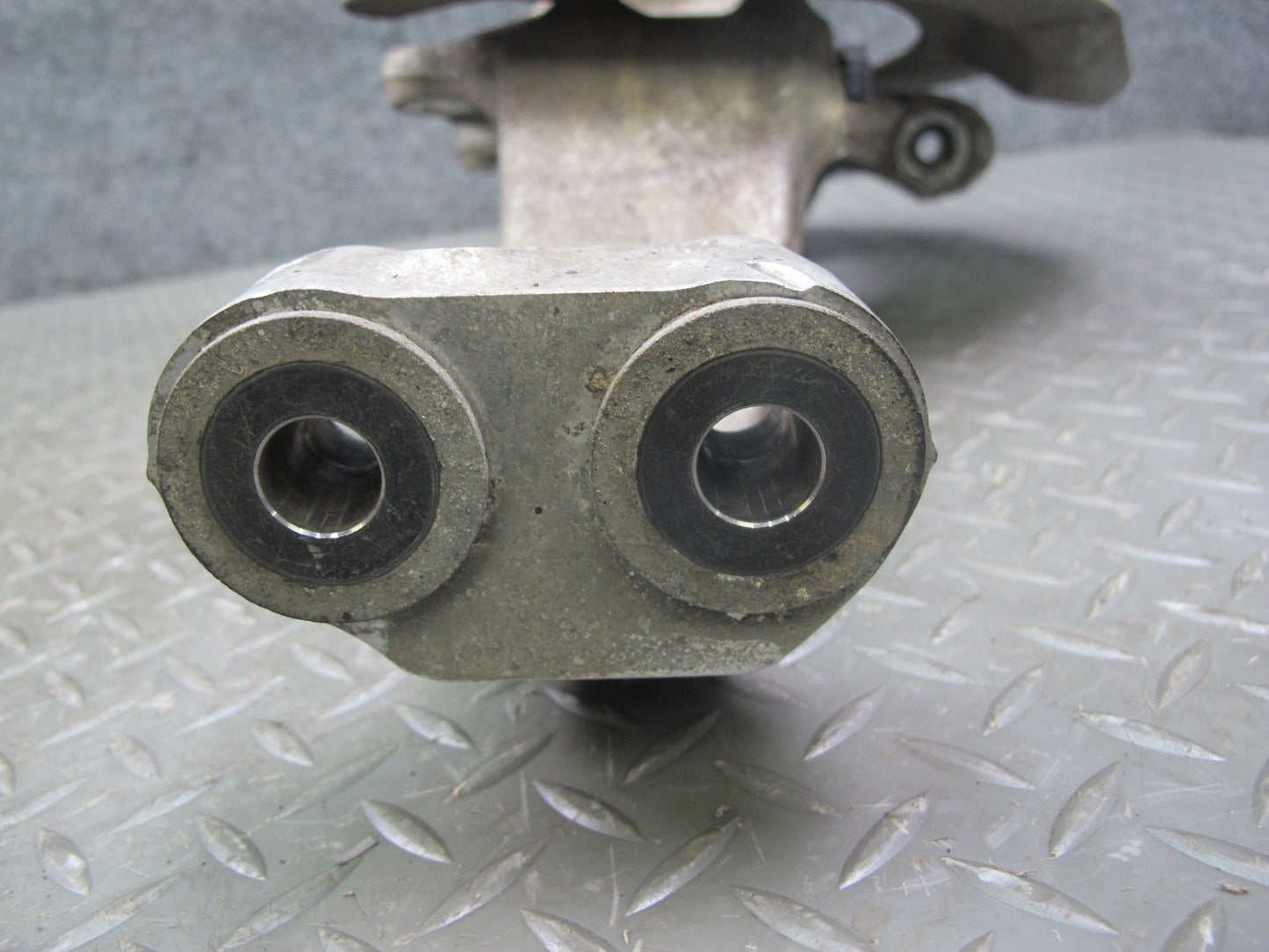 08-17 Lexus LS600hL LS460 AWD Front Left Spindle Knuckle Wheel Hub Bearing OEM