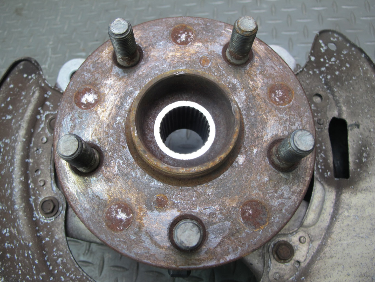 08-17 Lexus LS600hL LS460 AWD Front Left Spindle Knuckle Wheel Hub Bearing OEM