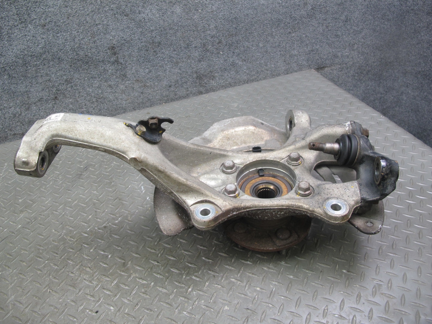 08-17 Lexus LS600hL LS460 AWD Front Left Spindle Knuckle Wheel Hub Bearing OEM