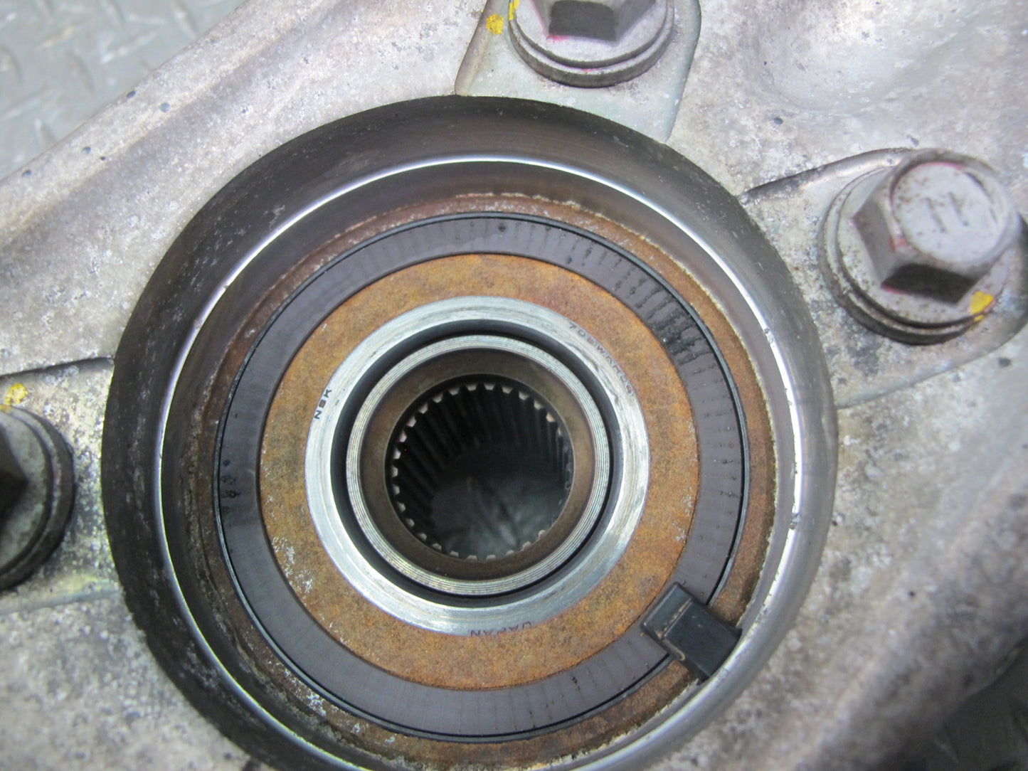 08-17 Lexus LS600hL LS460 AWD Front Left Spindle Knuckle Wheel Hub Bearing OEM