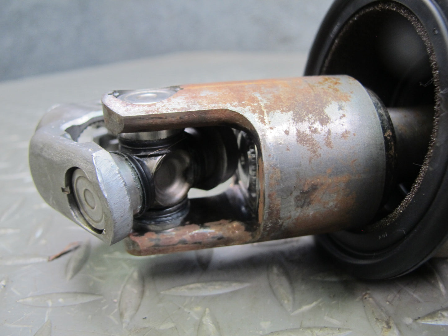08-17 Lexus LS600hL LS460 AWD Steering Column Intermediate U Joint Shaft OEM