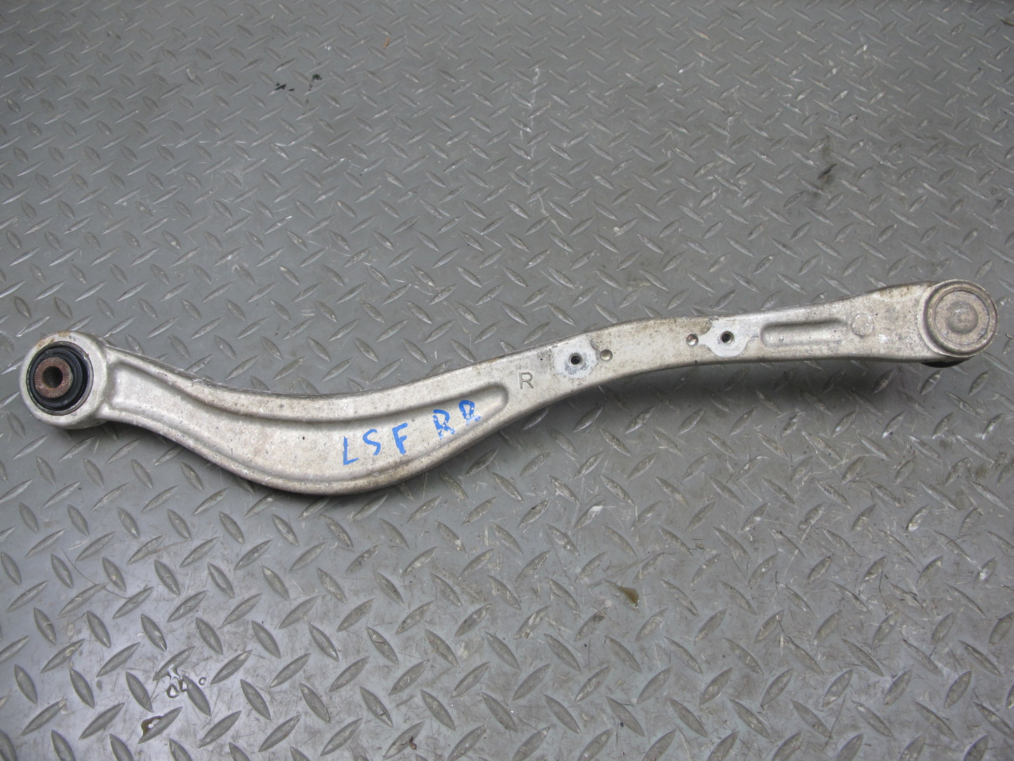 07-17 Lexus LS600hL LS460 Set of 3 Rear Right Suspension Control Arm OEM