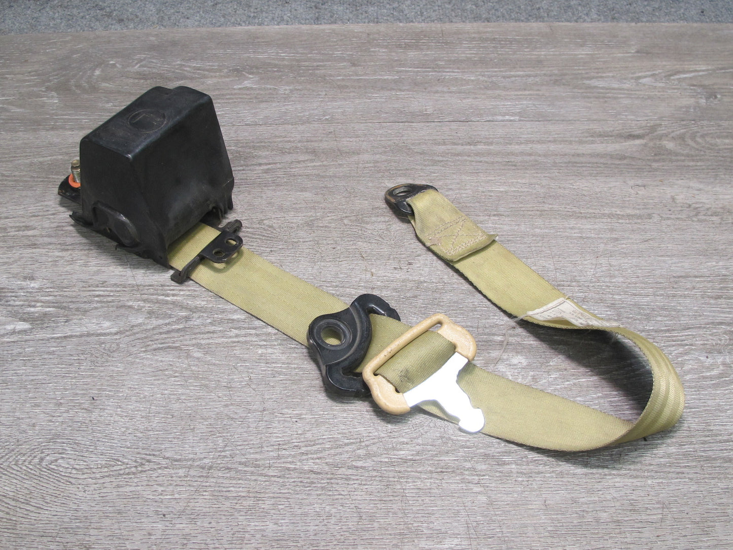 79-83 DATSUN NISSAN 280ZX 2+2 FRONT RIGHT & LEFT SIDE SEATBELT RETRACTOR SET OEM