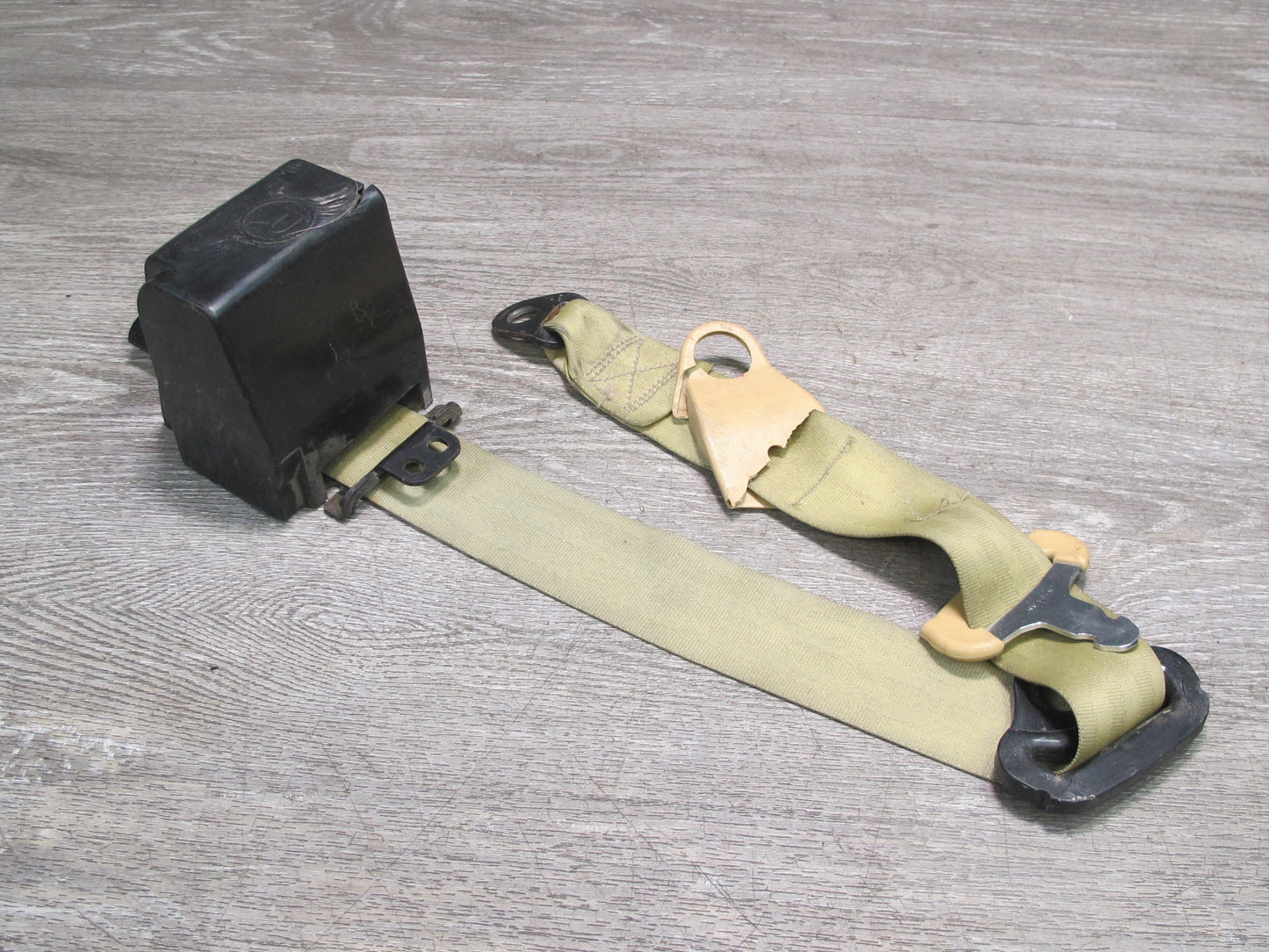 79-83 DATSUN NISSAN 280ZX 2+2 FRONT RIGHT & LEFT SIDE SEATBELT RETRACTOR SET OEM