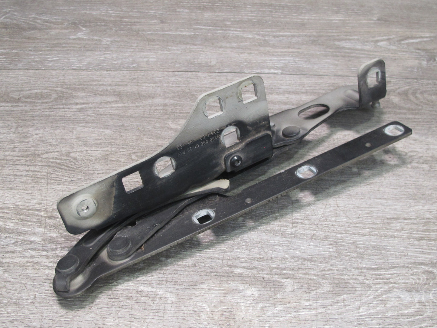 03-12 Mercedes R230 Sl-class Set of 2 Front Left & Right Hood Hinge OEM
