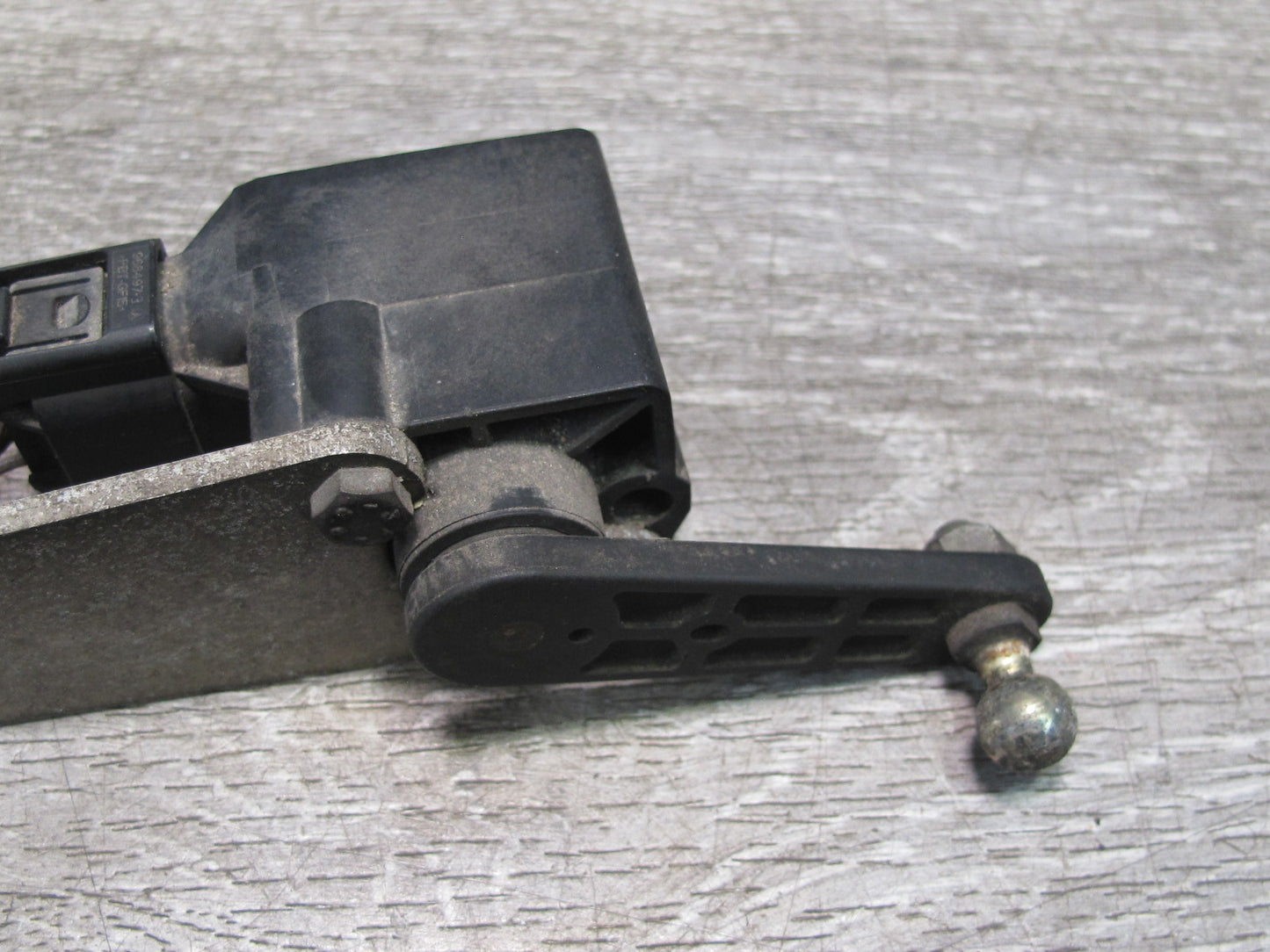 03-12 Mercedes R230 SL500 SL600 Rear Right Suspension Height Level Sensor OEM