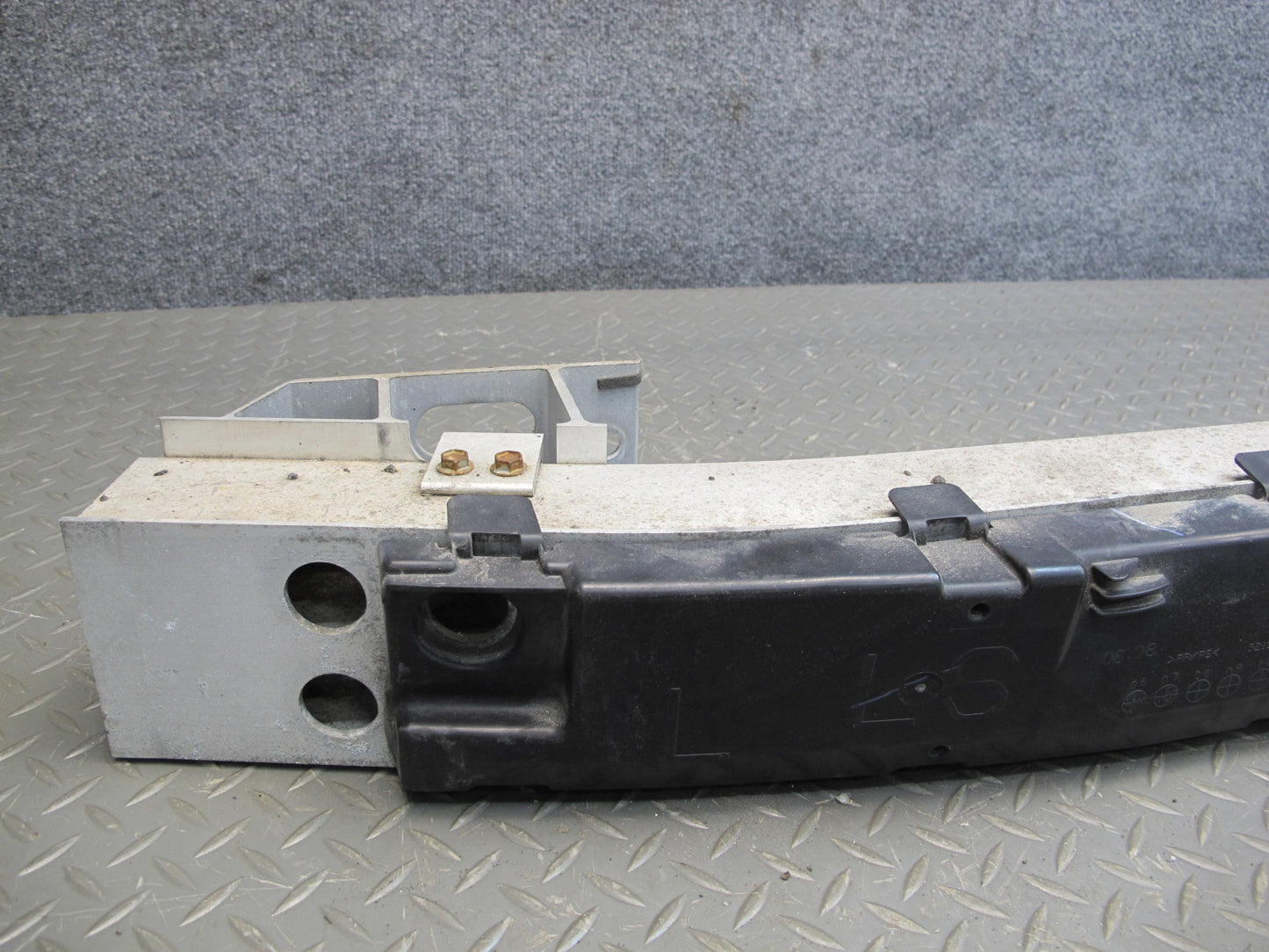 08-09 Lexus LS600hL LS460 Rear Bumper Impact Reinforcement Bar w Foam OEM
