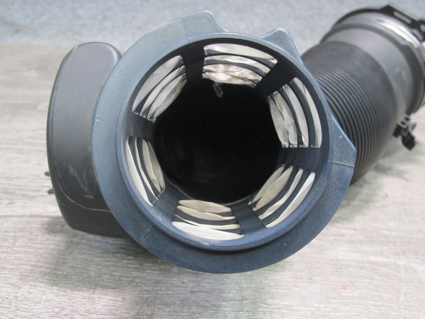 10-16 Audi S4 3.0L V6 Engine Air Intake Pressure Tube Hose 06E129629Q OEM