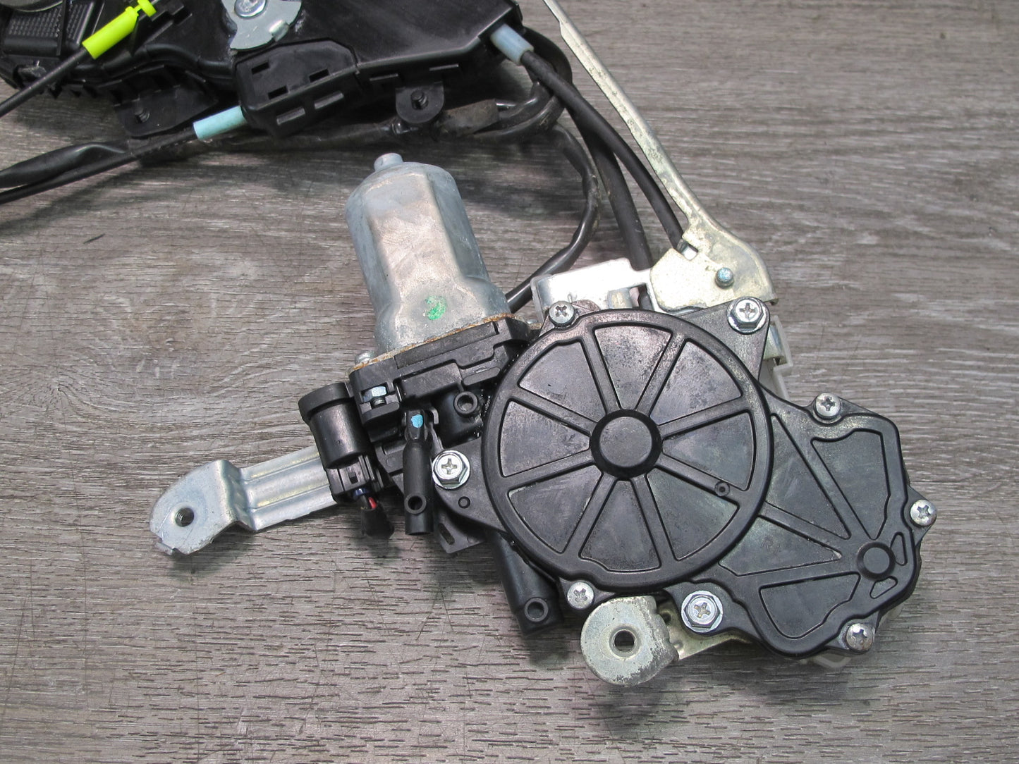 07-09 Lexus LS600hL LS460 Front Right Door Lock Latch Actuator Easy Close OEM