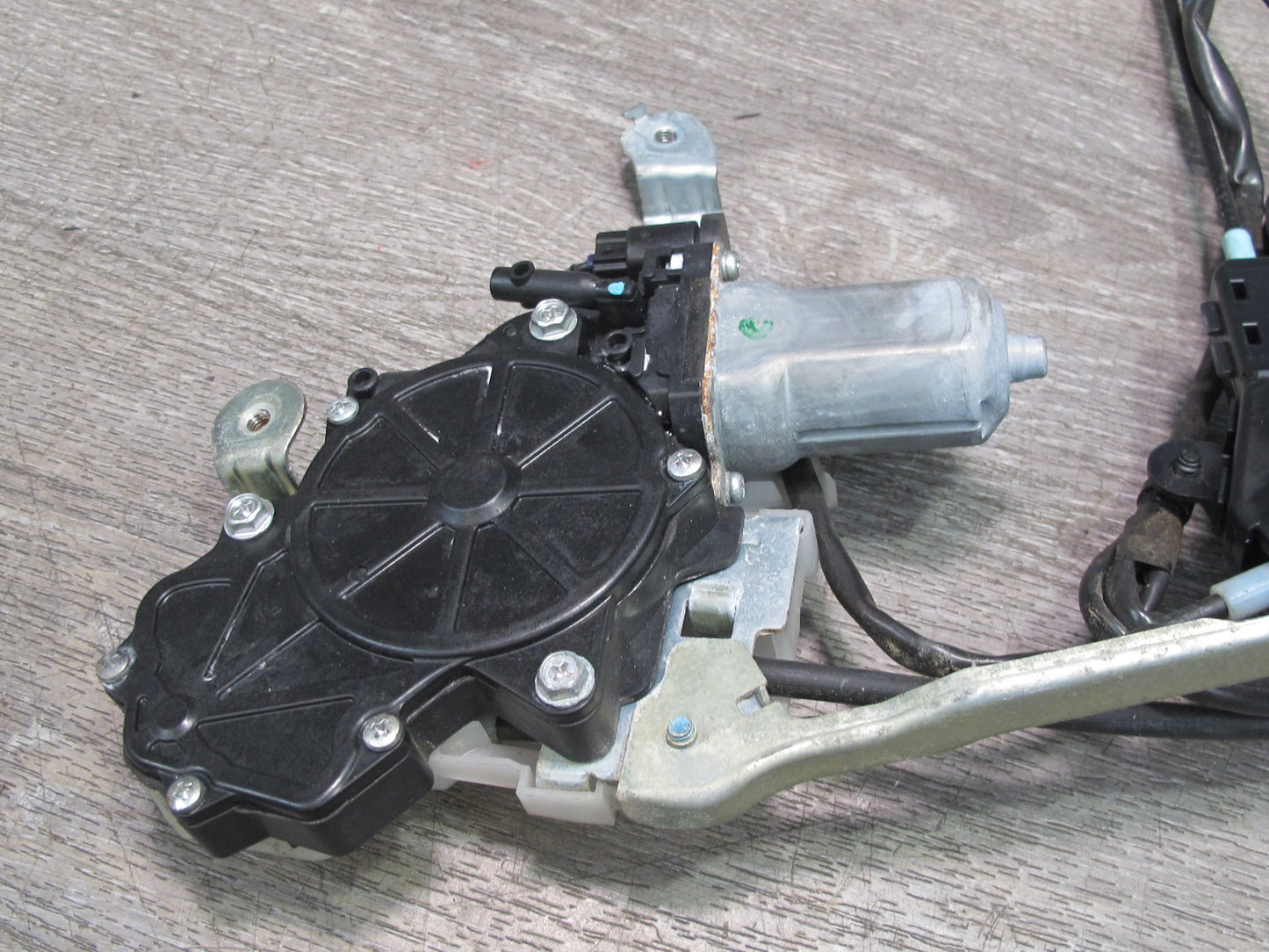07-09 Lexus LS600hL LS460 Front Right Door Lock Latch Actuator Easy Close OEM