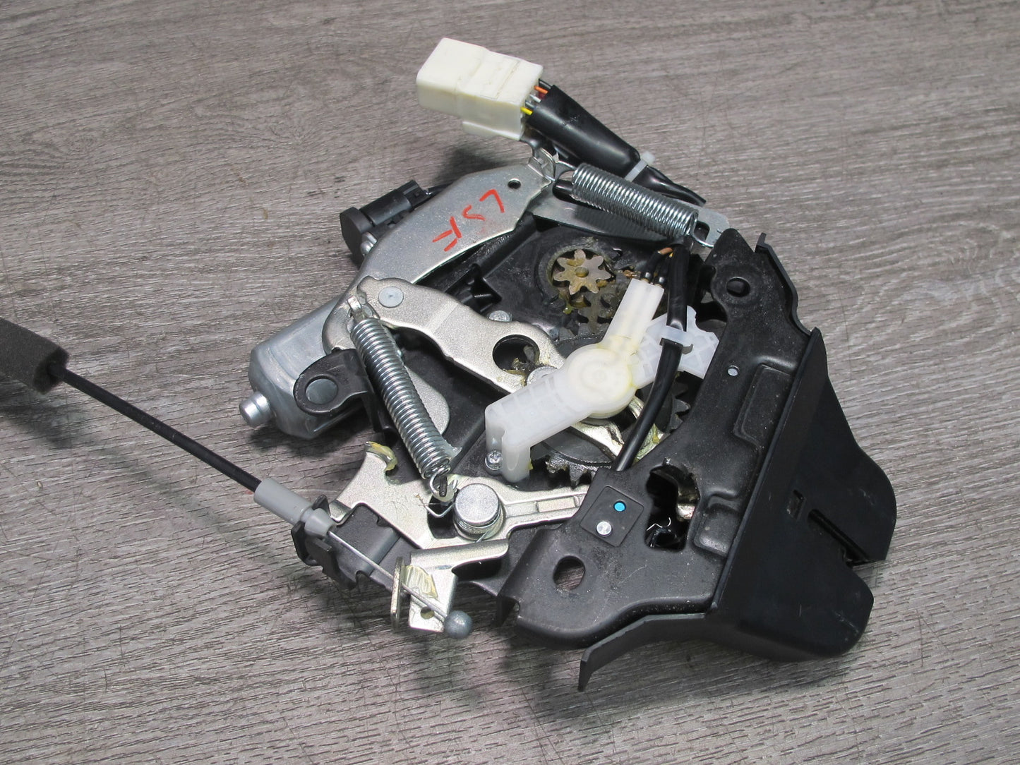 07-12 Lexus UVF46 LS600hL LS460 Rear Trunk Lid Lock Latch Actuator Motor OEM