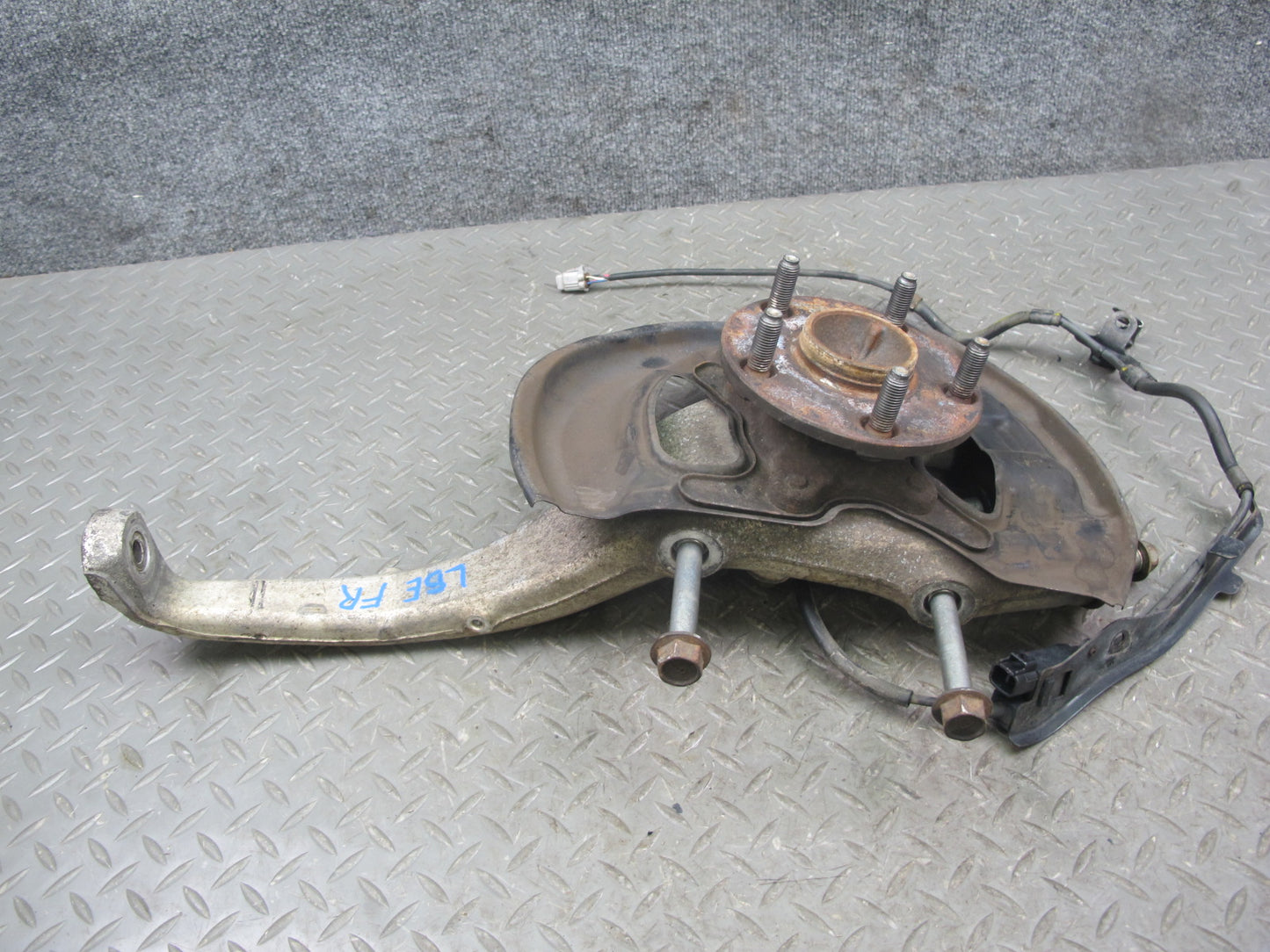 01-06 Lexus UCF30L LS430 RWD Front Right Spindle Knuckle Wheel Hub Bearing OEM