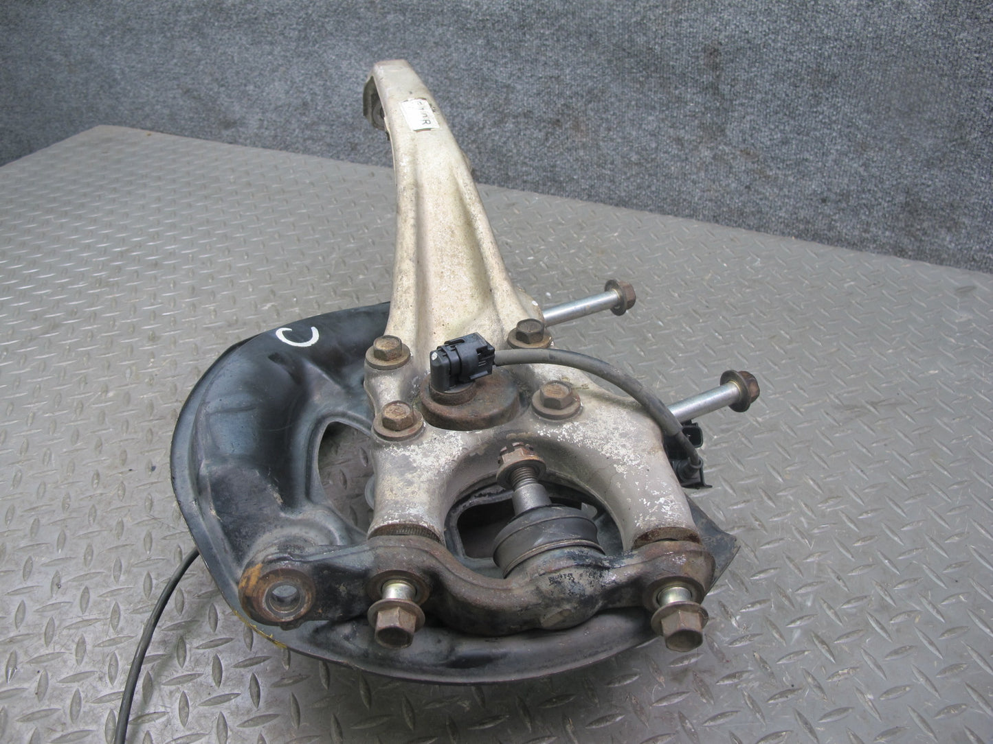 01-06 Lexus UCF30L LS430 RWD Front Right Spindle Knuckle Wheel Hub Bearing OEM