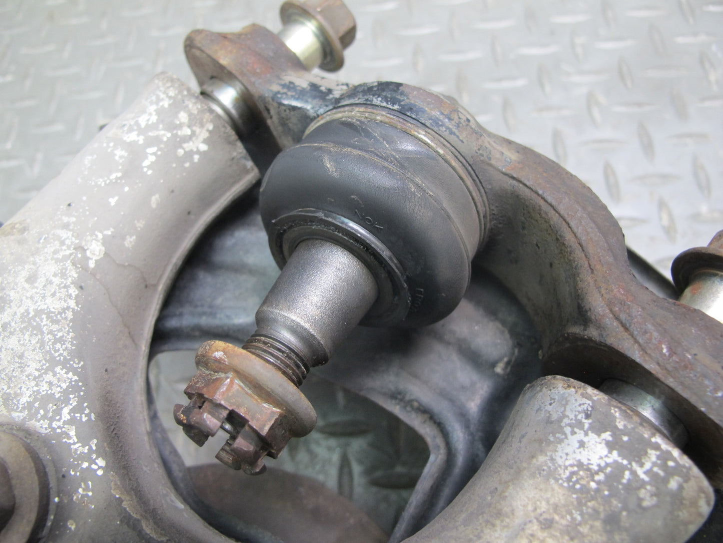 01-06 Lexus UCF30L LS430 RWD Front Right Spindle Knuckle Wheel Hub Bearing OEM