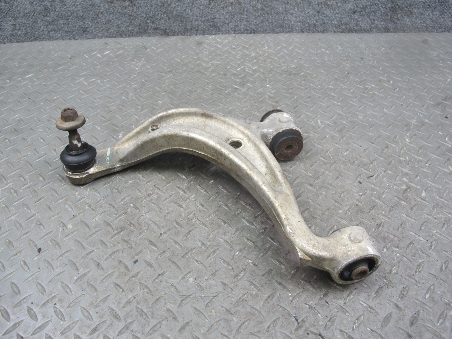 01-06 Lexus UCF30L LS430 Rear Right Upper Control Arm OEM