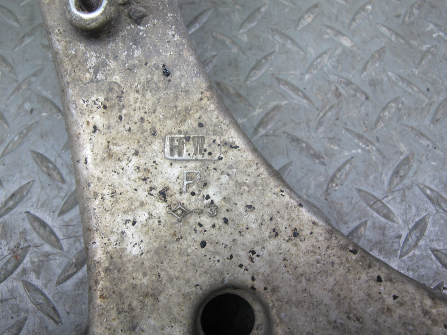 01-06 Lexus UCF30L LS430 Rear Right Upper Control Arm OEM