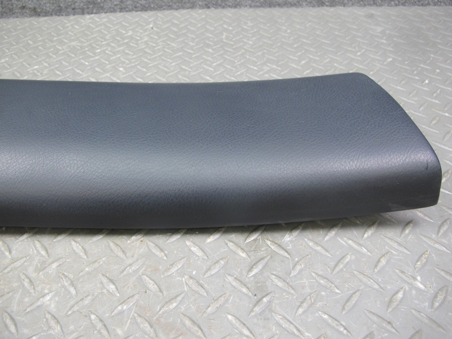 01-03 Lexus UCF30L LS430 Right Center B Pillar Lower Trim Cover Panel OEM