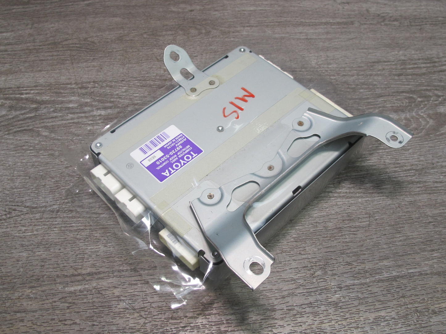 10-15 Lexus IS250 IS350 Convertible TOP Roof Control Module 89720-53010 OEM