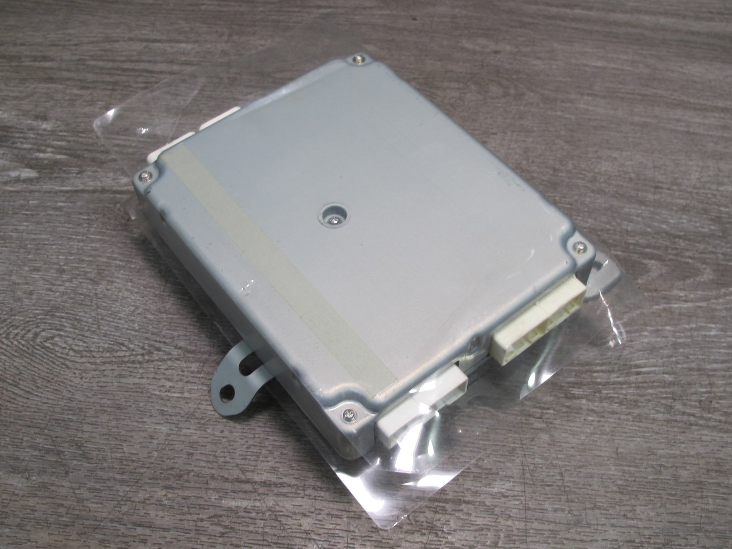 10-15 Lexus IS250 IS350 Convertible TOP Roof Control Module 89720-53010 OEM