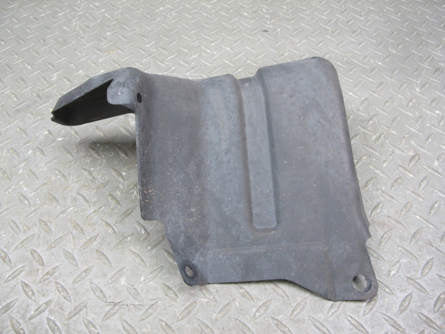 03-08 Nissan 350Z Z33 Coupe Set of 2 Rear Right & Left Lower Diffuser OEM