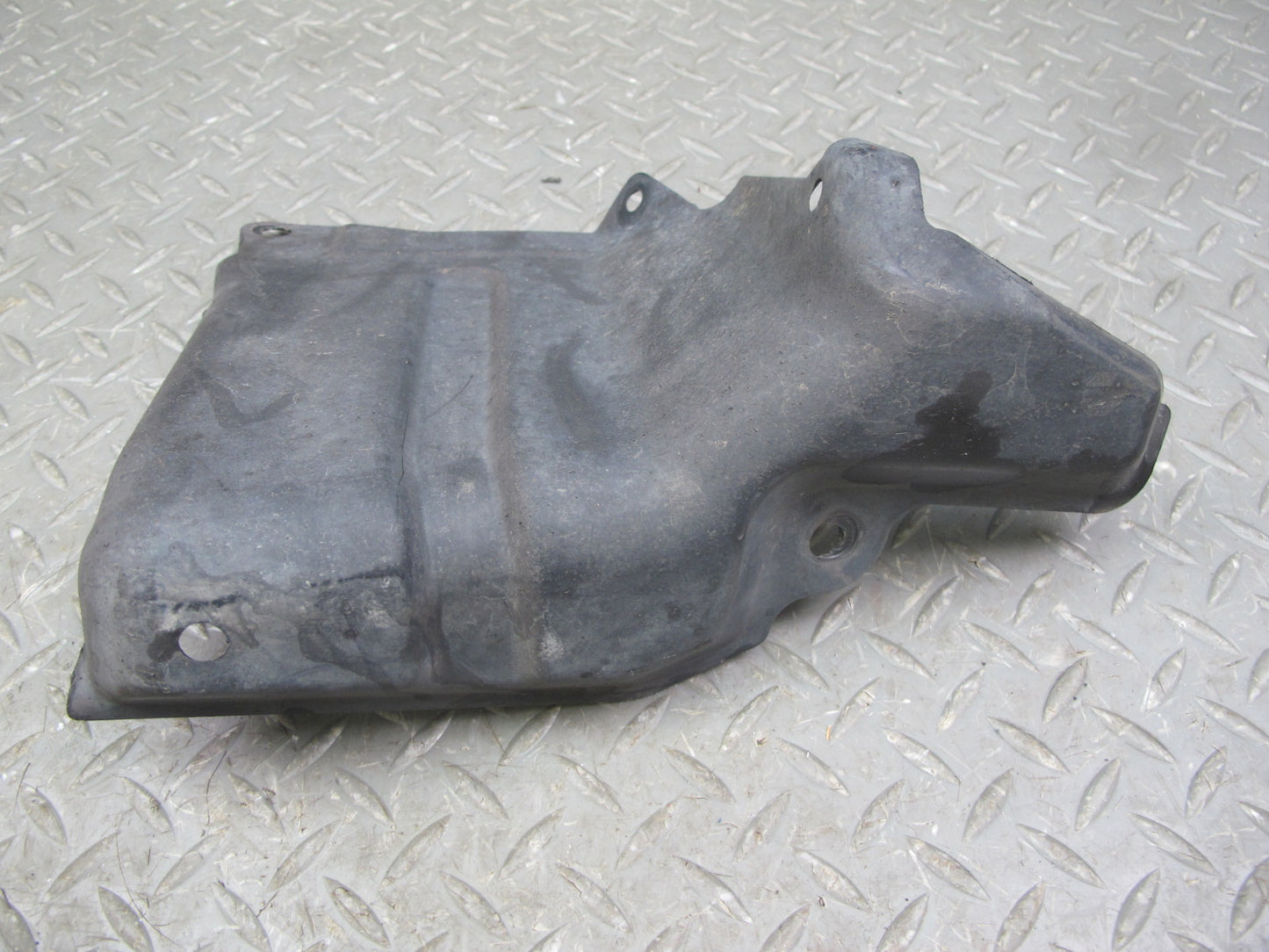 03-08 Nissan 350Z Z33 Coupe Set of 2 Rear Right & Left Lower Diffuser OEM