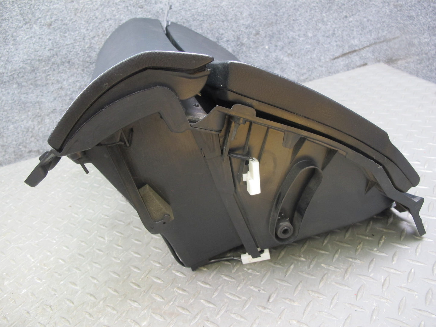 01-03 Lexus UCF30L LS430 Dash Glove Box Compartment Storage 55509-50020 OEM