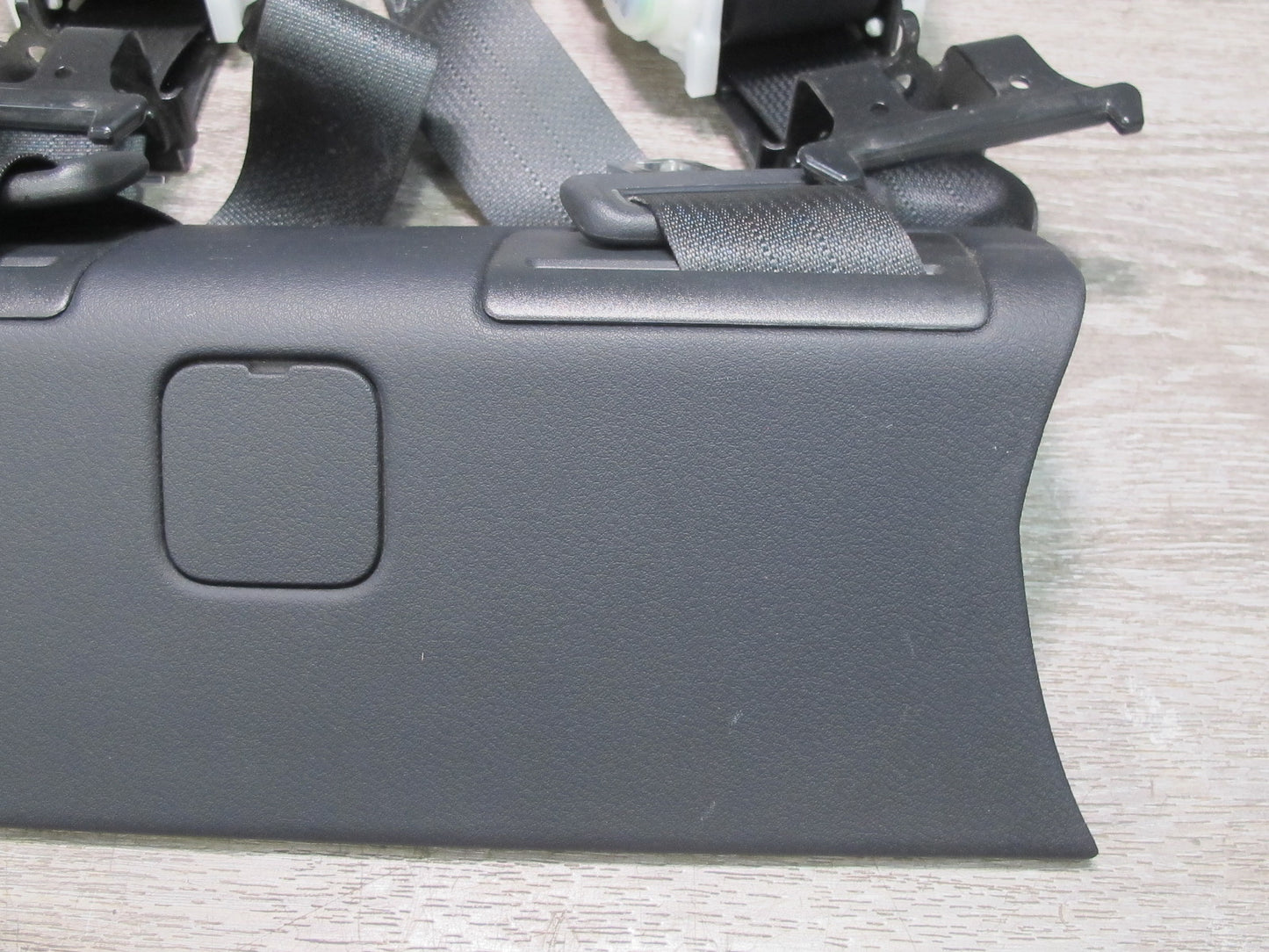 10-15 LEXUS IS250 IS350 CONVERTIBLE REAR RIGHT & LEFT SIDE SEATBELT RETRACTOR SET OEM