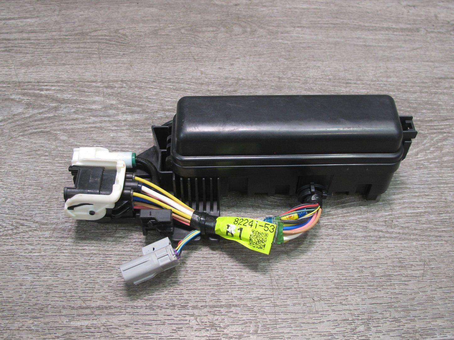 10-15 Lexus IS350 IS250 Convertible Rear Trunk Relay Fuse Junction Box OEM