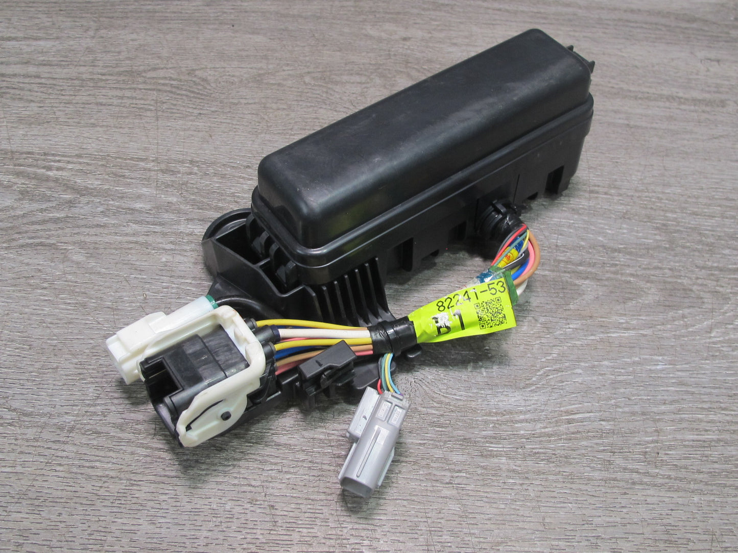 10-15 Lexus IS350 IS250 Convertible Rear Trunk Relay Fuse Junction Box OEM