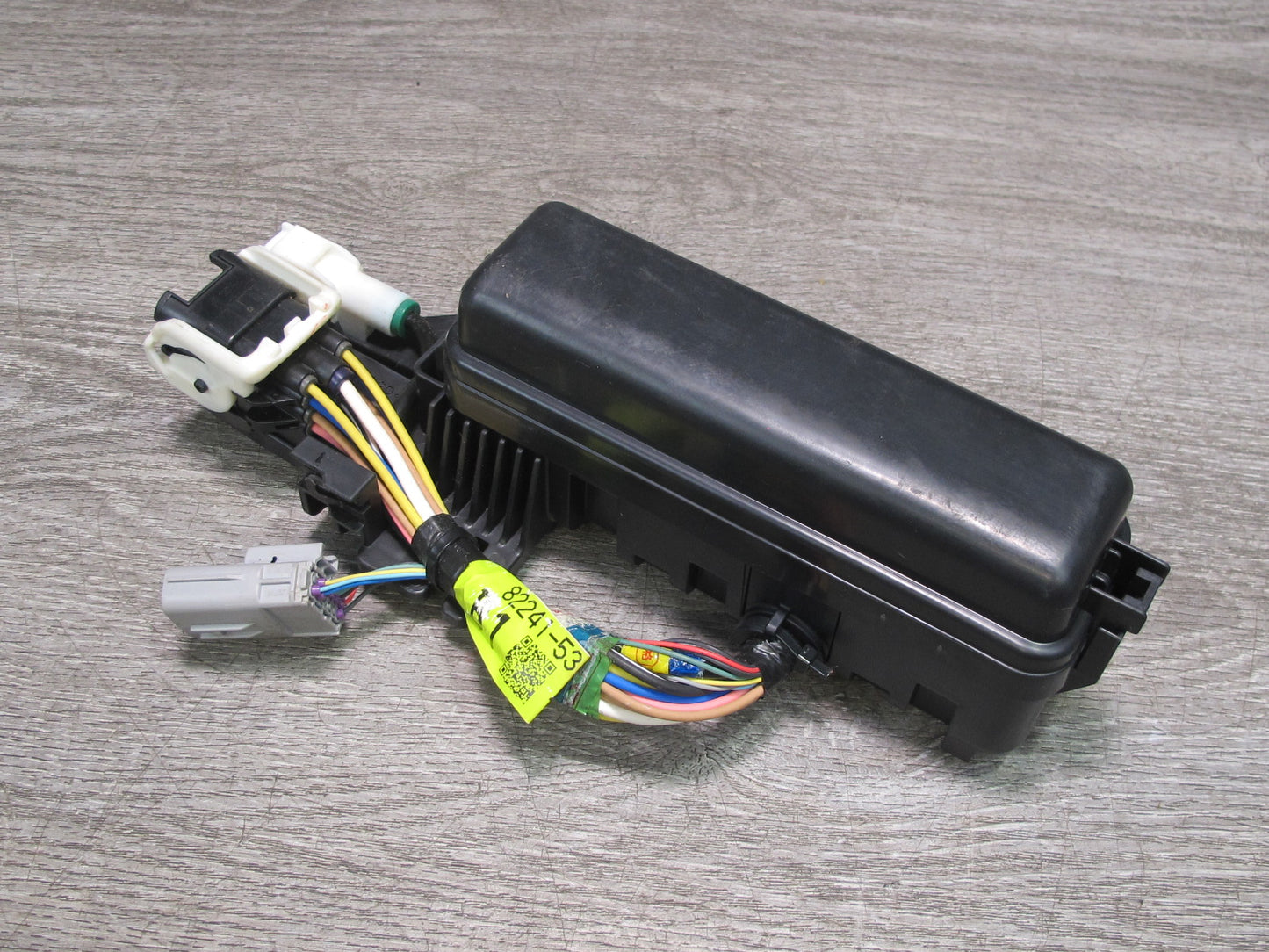 10-15 Lexus IS350 IS250 Convertible Rear Trunk Relay Fuse Junction Box OEM